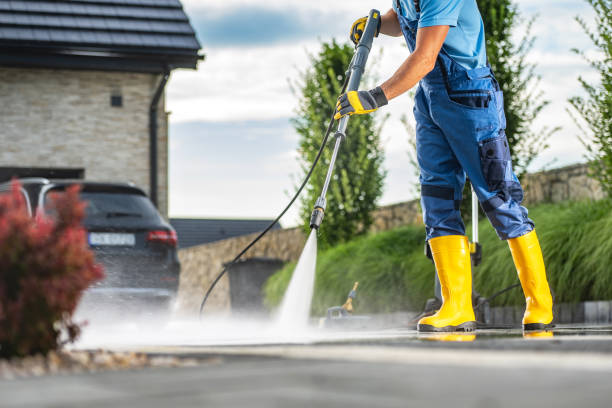 Best Deck Cleaning Services  in Bishop, TX